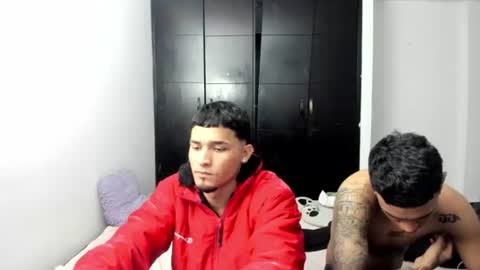 Snapshot of white_master444 chatting on August 3, 2026, 4:44 am white online show from August 3, 2026, 4:44 am