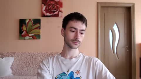 Snapshot of white_sport chatting on June 13, 2026, 11:52 am Tom online show from June 13, 2026, 11:52 am