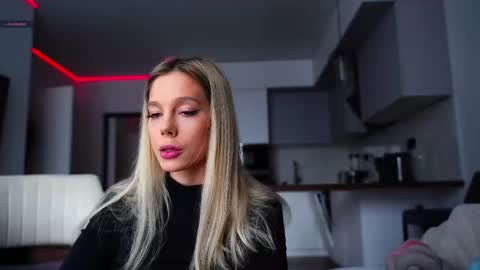 Kate  online show from February 21, 2025, 9:02 am