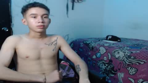whiteboy69902 online show from October 23, 2025, 5:44 pm