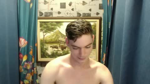 Snapshot of whiteboyinasia chatting on January 2, 2025, 3:37 am Christian online show from January 2, 2025, 3:37 am