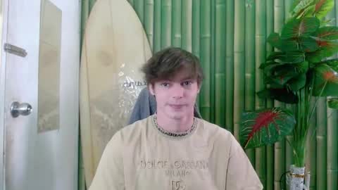 Snapshot of whiteboyinasia chatting on October 28, 2025, 6:39 am Christian online show from October 28, 2025, 6:39 am