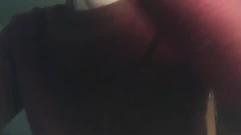 Snapshot of whiteduke81 chatting on February 9, 2025, 9:28 pm Whiteduke online show from February 9, 2025, 9:28 pm