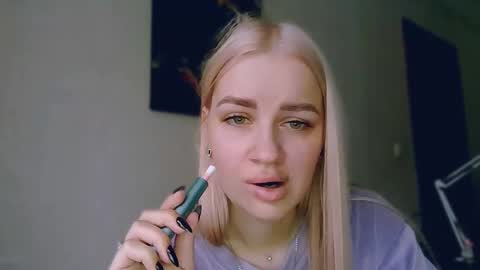 Snapshot of whitehex666 chatting on February 8, 2026, 9:02 am whitehex666 online show from February 8, 2026, 9:02 am