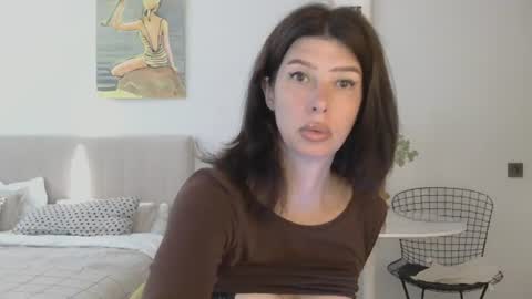 White Queen online show from June 27, 2026, 2:38 am