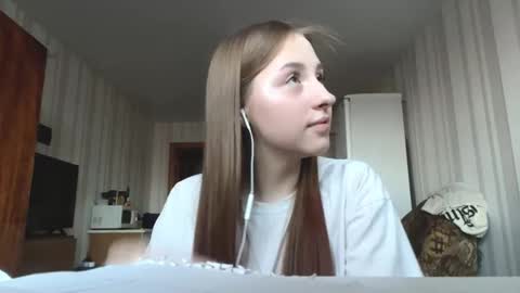 Vicky online show from March 17, 2026, 1:58 pm