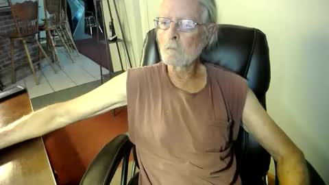 whofcares2 online show from May 28, 2026, 2:47 pm