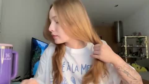 Alisa online show from July 22, 2026, 7:22 am