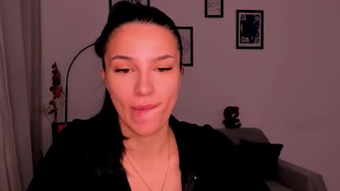 whoislulu online show from September 22, 2025, 10:12 pm