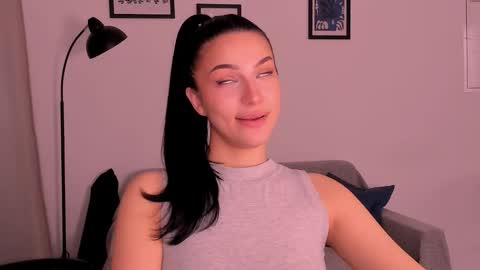 whoislulu online show from November 6, 2025, 3:46 pm