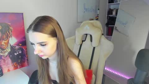 Abby  online show from December 4, 2024, 2:09 am
