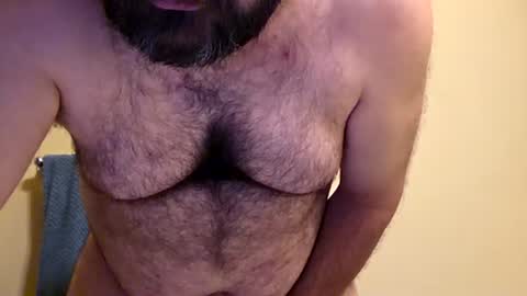 whorekneeweeny online show from June 22, 2026, 8:17 pm