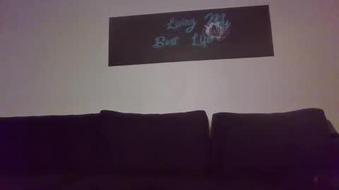 whosten0 online show from November 3, 2025, 4:25 am