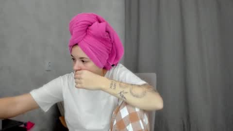 Veronica online show from January 18, 2026, 6:23 pm