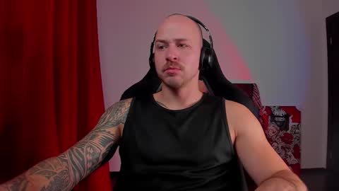 VI online show from November 13, 2025, 6:29 pm