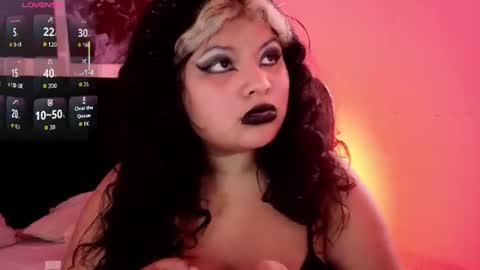 wickedlemon_ online show from June 16, 2026, 8:33 pm