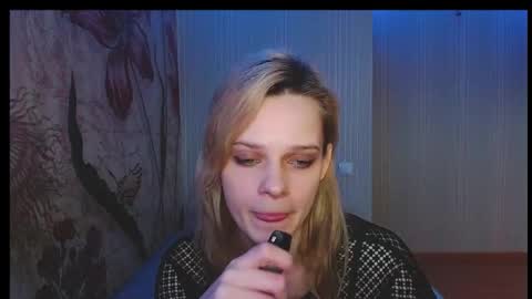 Snapshot of wicky_hey chatting on October 29, 2025, 4:15 am Victoria online show from October 29, 2025, 4:15 am