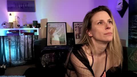 Gretchen  Jimmy online show from January 18, 2025, 2:03 am