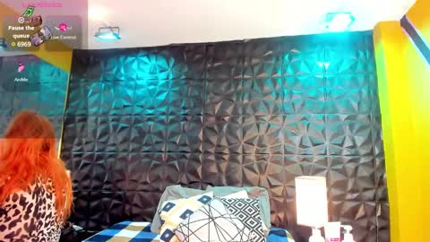 sussy online show from December 13, 2024, 12:39 pm