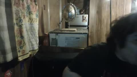 wigper online show from March 9, 2026, 4:27 am