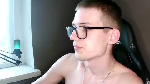 Snapshot of wiiinkyyy chatting on May 24, 2026, 2:55 pm wiiinkyyy online show from May 24, 2026, 2:55 pm