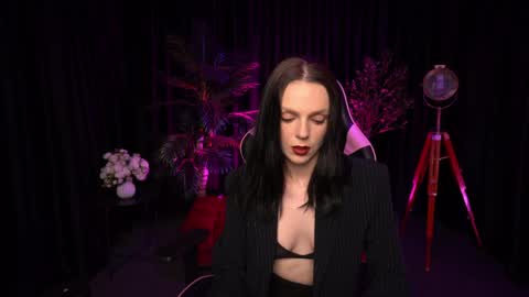 Alice online show from April 7, 2026, 3:23 pm