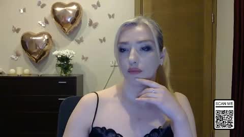 Snapshot of wild_silk_desire chatting on April 30, 2026, 5:08 pm Alina online show from April 30, 2026, 5:08 pm