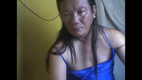 wild_sunflower11 online show from February 8, 2026, 8:01 pm