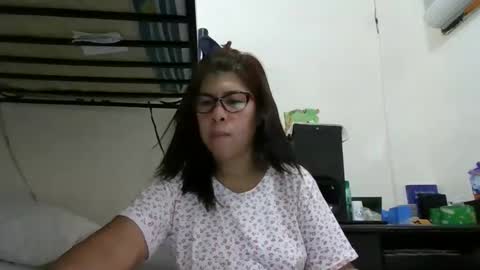 Snapshot of wildbrownchick69 chatting on December 12, 2024, 1:32 am WildChick online show from December 12, 2024, 1:32 am