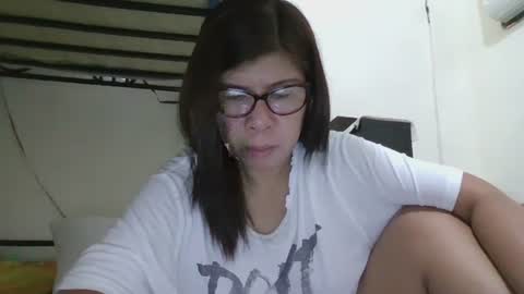 Snapshot of wildbrownchick69 chatting on February 14, 2025, 10:59 am WildChick online show from February 14, 2025, 10:59 am