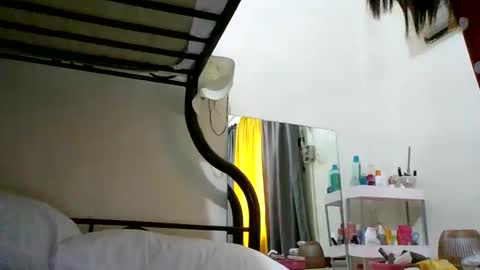 Snapshot of wildbrownchick69 chatting on March 26, 2026, 5:57 am WildChick online show from March 26, 2026, 5:57 am