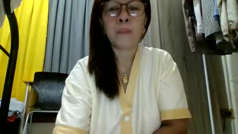 Snapshot of wildbrownchick69 chatting on April 1, 2026, 9:23 pm WildChick online show from April 1, 2026, 9:23 pm