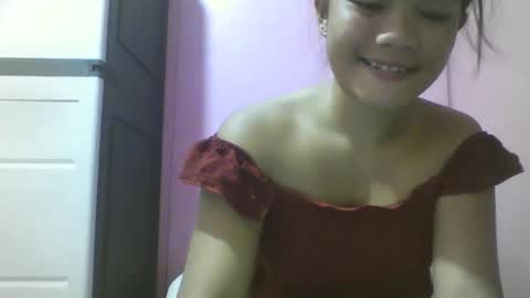 Snapshot of wildchilly_pearl19 chatting on November 9, 2025, 10:24 am wildchilly_pearl19 online show from November 9, 2025, 10:24 am