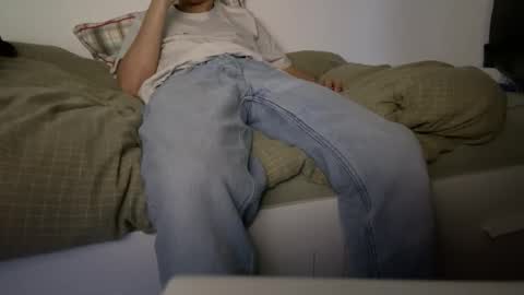 Snapshot of wilddesire18 chatting on December 22, 2025, 4:04 pm wilddesire18 online show from December 22, 2025, 4:04 pm