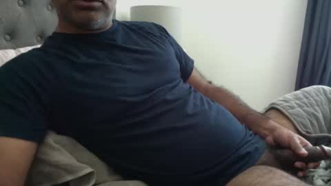 Snapshot of wildhungry chatting on November 4, 2025, 6:29 pm wildhungry online show from November 4, 2025, 6:29 pm