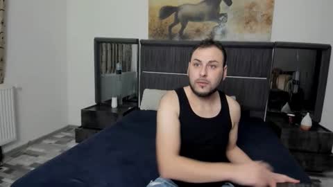 Snapshot of wildlovers24 chatting on February 8, 2026, 8:56 pm RobRoxy online show from February 8, 2026, 8:56 pm