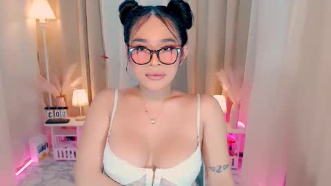 Snapshot of wildsassy0719 chatting on October 12, 2025, 3:05 am shea online show from October 12, 2025, 3:05 am