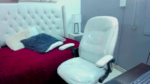 Snapshot of wildthor26 chatting on February 19, 2026, 4:52 am wild online show from February 19, 2026, 4:52 am