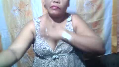 Snapshot of wildveron_205 chatting on October 21, 2025, 12:33 am wildveron_205 online show from October 21, 2025, 12:33 am
