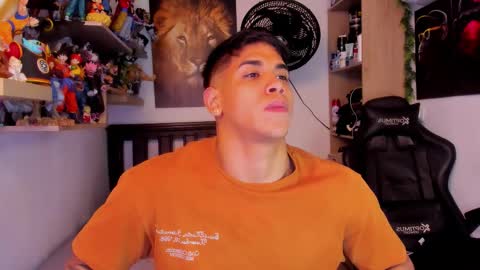 Snapshot of william_dracko9 chatting on February 7, 2026, 3:10 am Dracko online show from February 7, 2026, 3:10 am