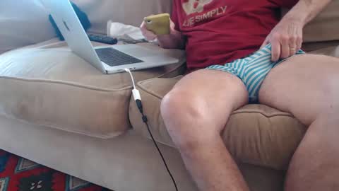 Snapshot of williamandmary chatting on October 5, 2025, 2:15 pm williamandmary online show from October 5, 2025, 2:15 pm