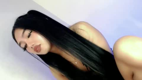 LE XI online show from January 18, 2026, 10:46 pm