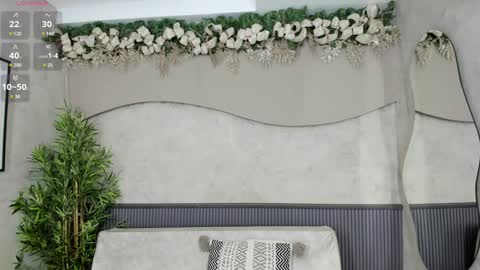 Ms Willow online show from December 27, 2024, 11:50 am