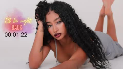 Ms Willow online show from May 2, 2026, 11:10 pm