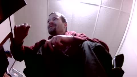 willydogg83 online show from March 29, 2026, 4:56 am