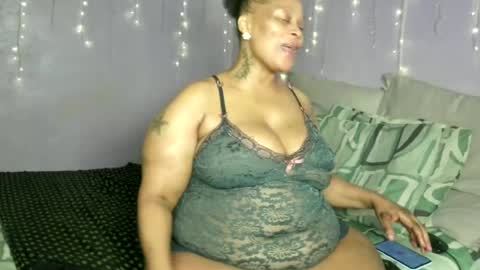 Snapshot of wilmaassylum chatting on July 2, 2026, 7:47 am wilmaassylum online show from July 2, 2026, 7:47 am