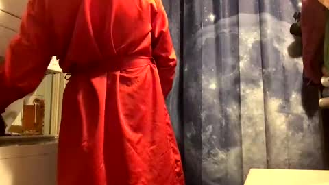 Will online show from November 12, 2025, 3:40 am