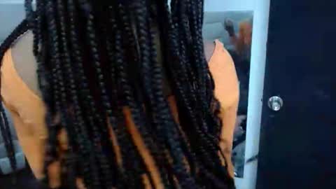 WinnyBarness online show from November 25, 2025, 2:00 am