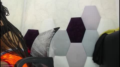 WinnyBarness online show from December 5, 2025, 2:53 am