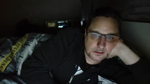 Snapshot of wirzwei8883 chatting on December 29, 2024, 10:14 pm Dirty online show from December 29, 2024, 10:14 pm